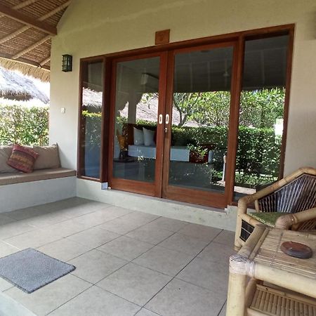 Mama Bella'S Retreat Bed & Breakfast Senggigi Ruang foto