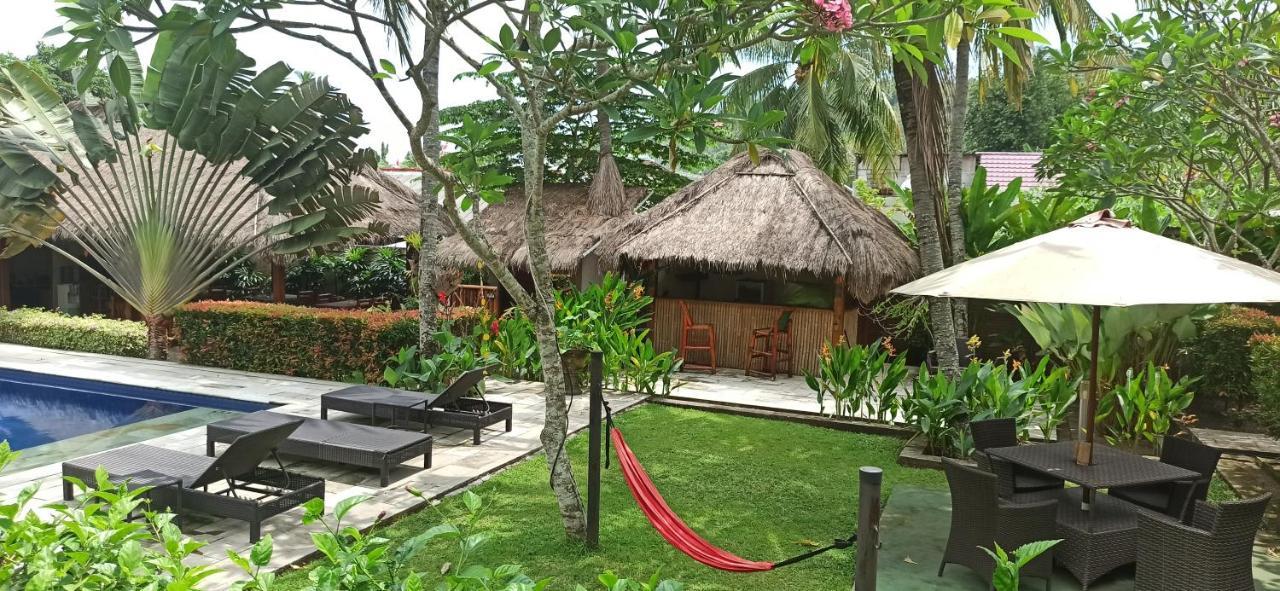 Mama Bella'S Retreat Bed & Breakfast Senggigi Bagian luar foto