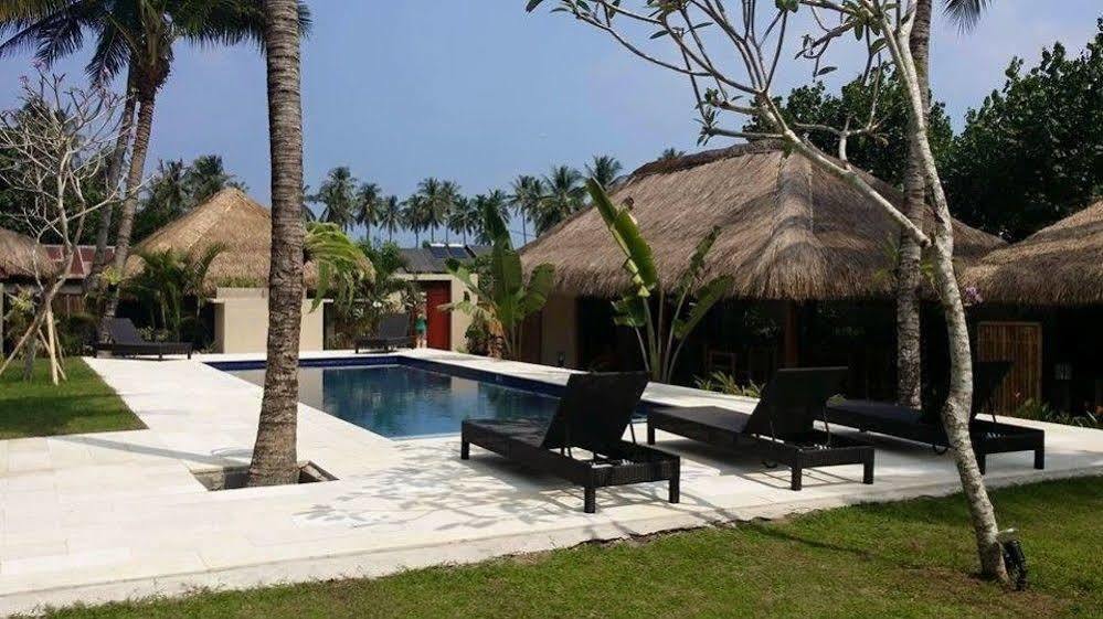 Mama Bella'S Retreat Bed & Breakfast Senggigi Bagian luar foto